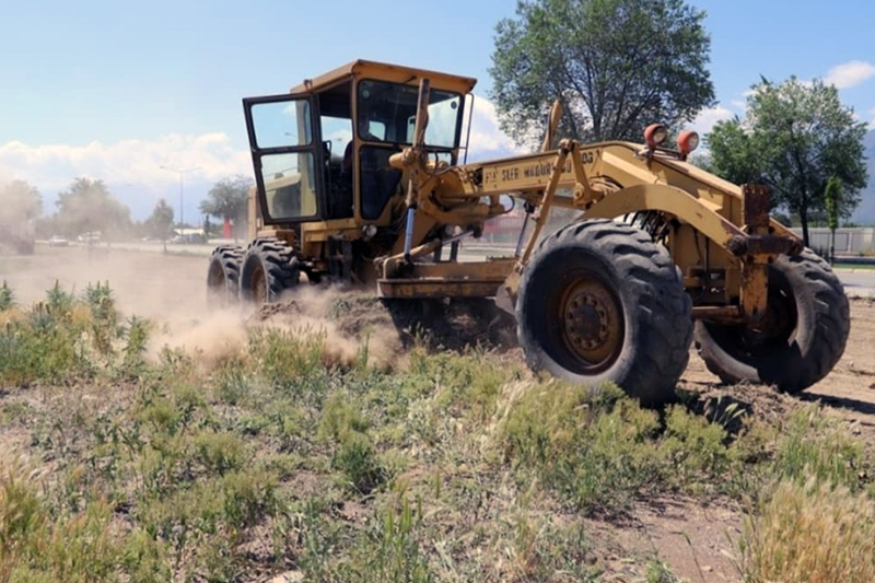 Erzincan'da boş arsalar temizlendi