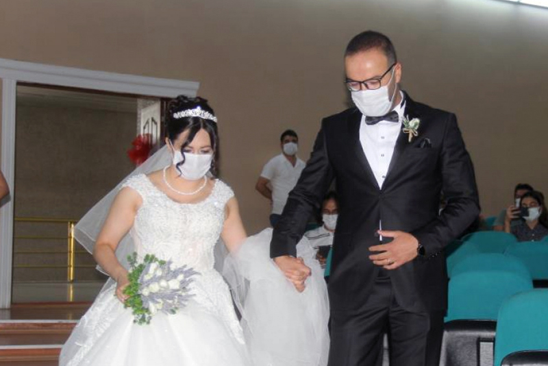 İtalya’dan Erzincan’a gelin geldi