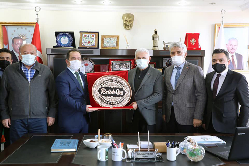 Binali Yıldırım'dan Refahiye Belediyesi'ne ziyaret